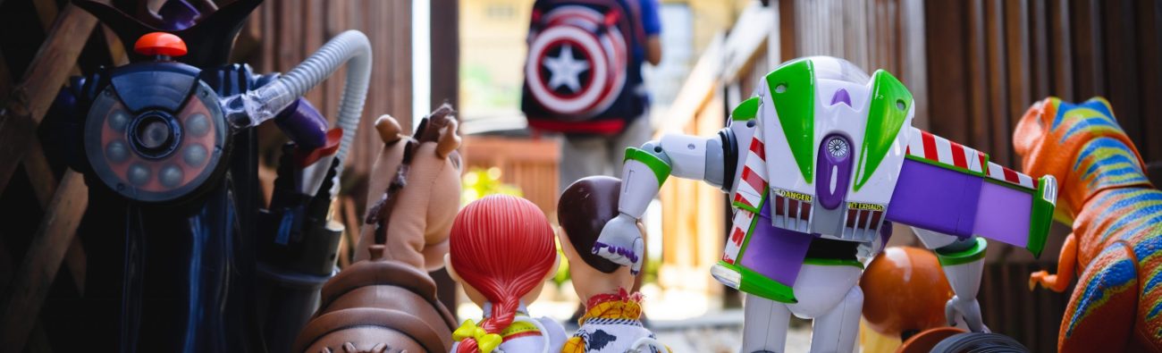 chris-hardy-H5Ffv4I5ZMI-unsplash